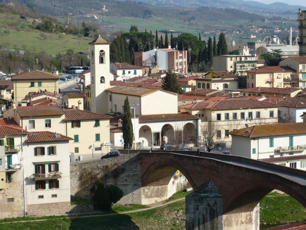 Albergo I Villini Понтассьеве Экстерьер фото